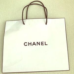 CHANEL shopping bag